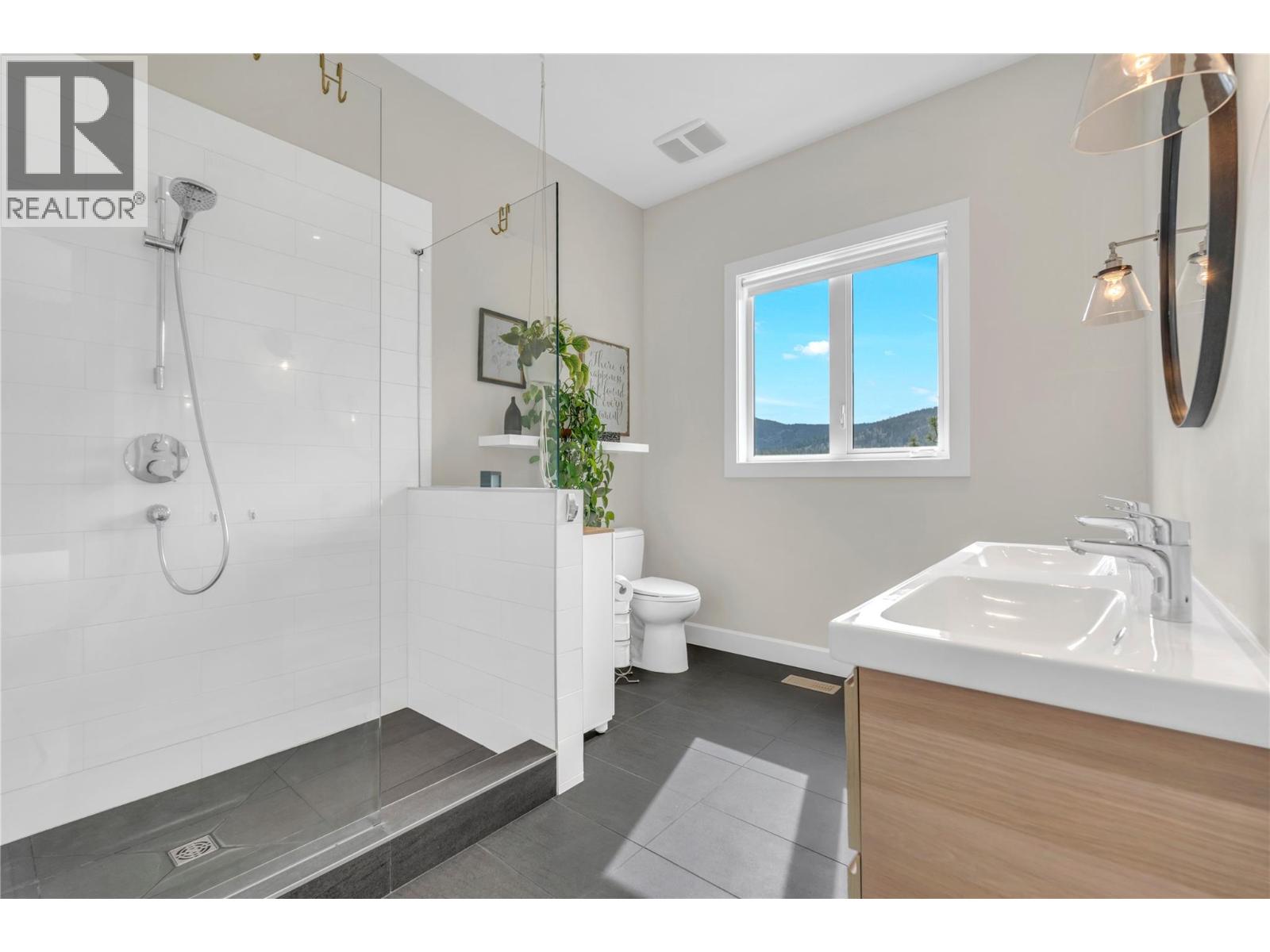 8388 Princeton Summerland Road Property Photo 31