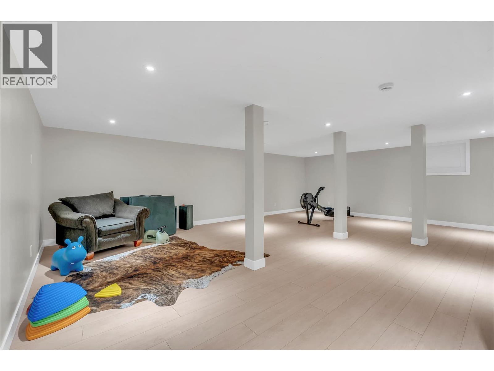 8388 Princeton Summerland Road Property Photo 44