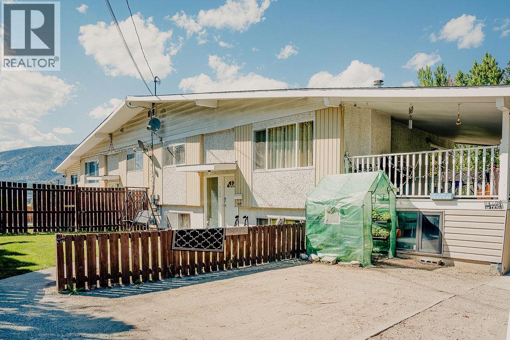 1150-1152 Hudson Road Property Photo 1