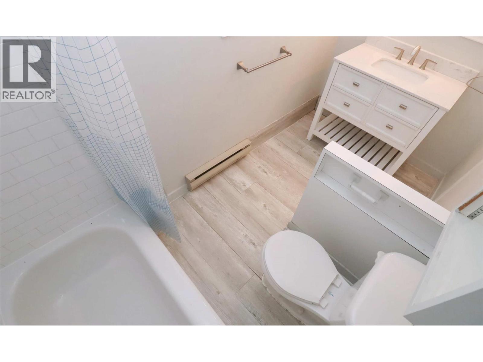 6726 Squilax Anglemont Road Property Photo 51