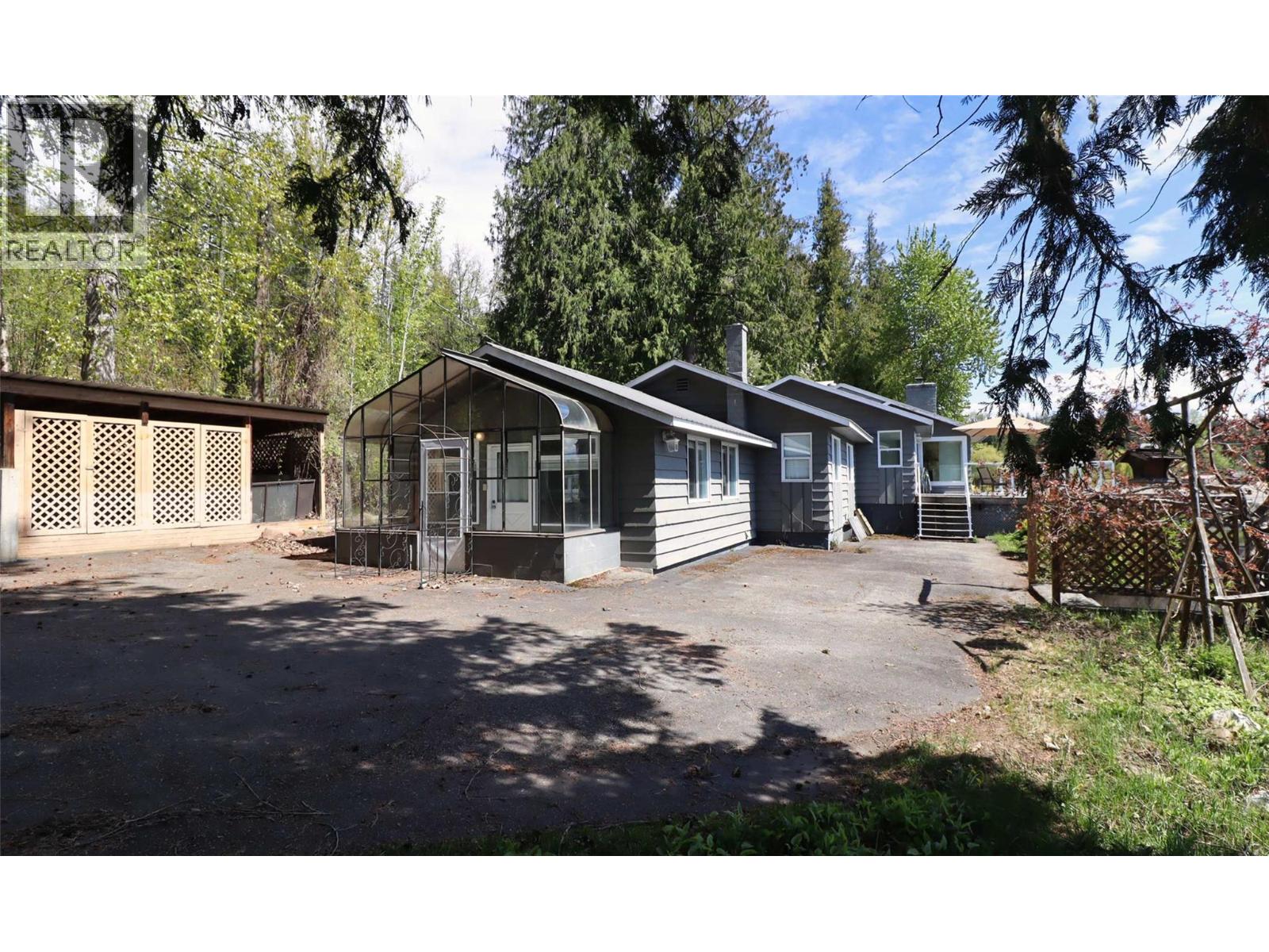 6726 Squilax Anglemont Road Property Photo 62