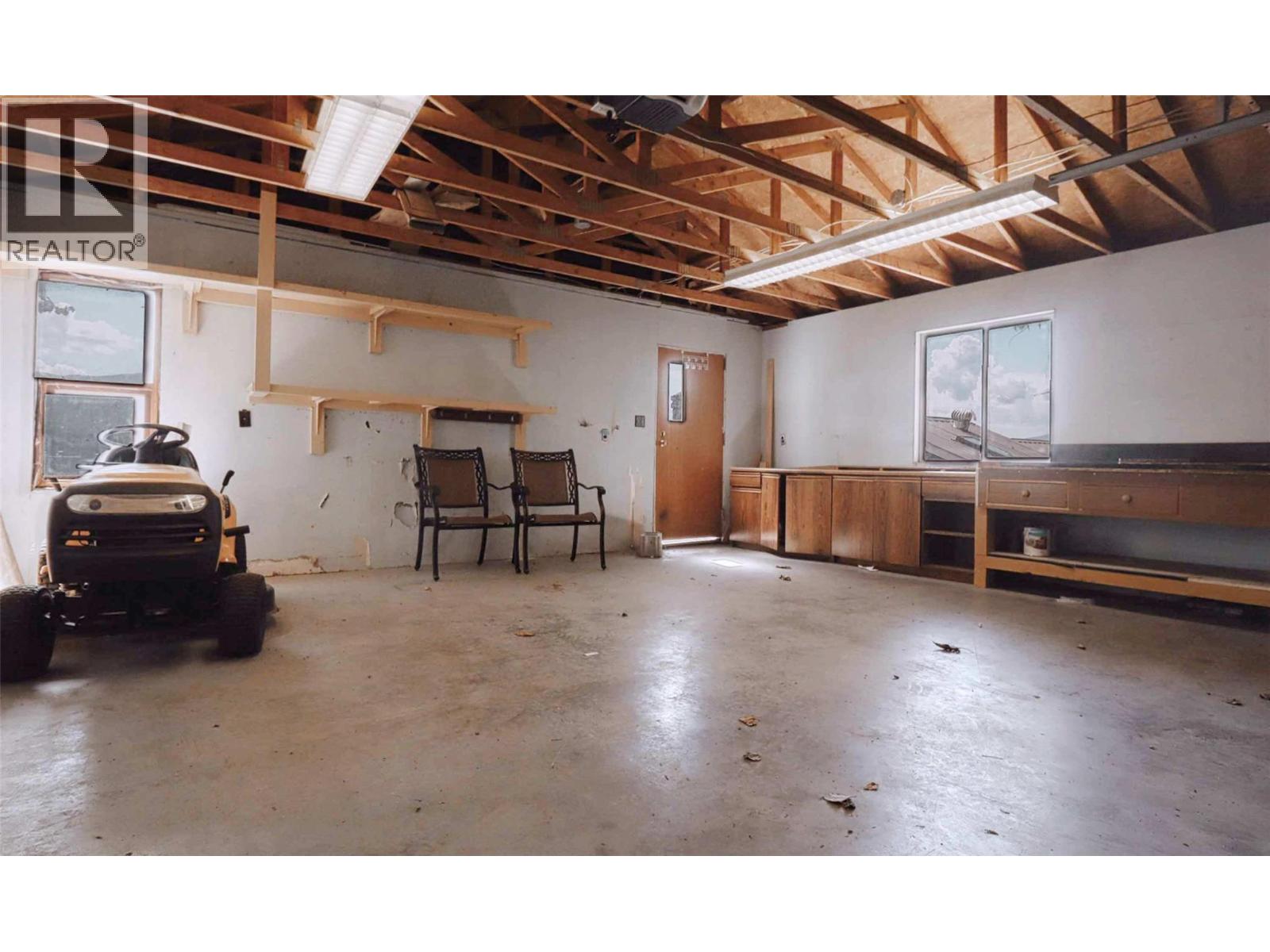 6726 Squilax Anglemont Road Property Photo 79