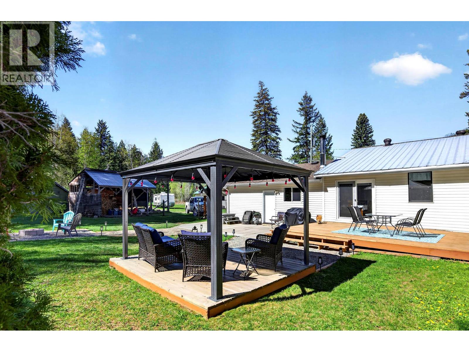 106e Old N Thompson Highway Property Photo 43