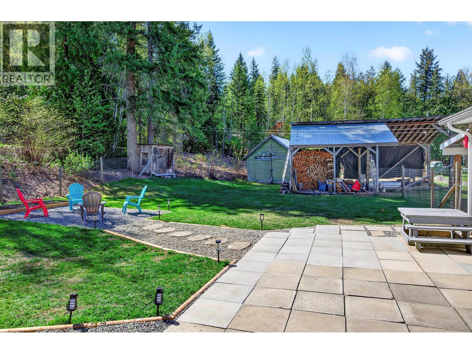 106e Old N Thompson Highway Property Photo 44