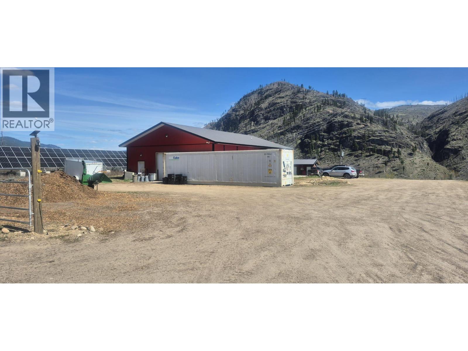 2825 33 Highway Property Photo 6
