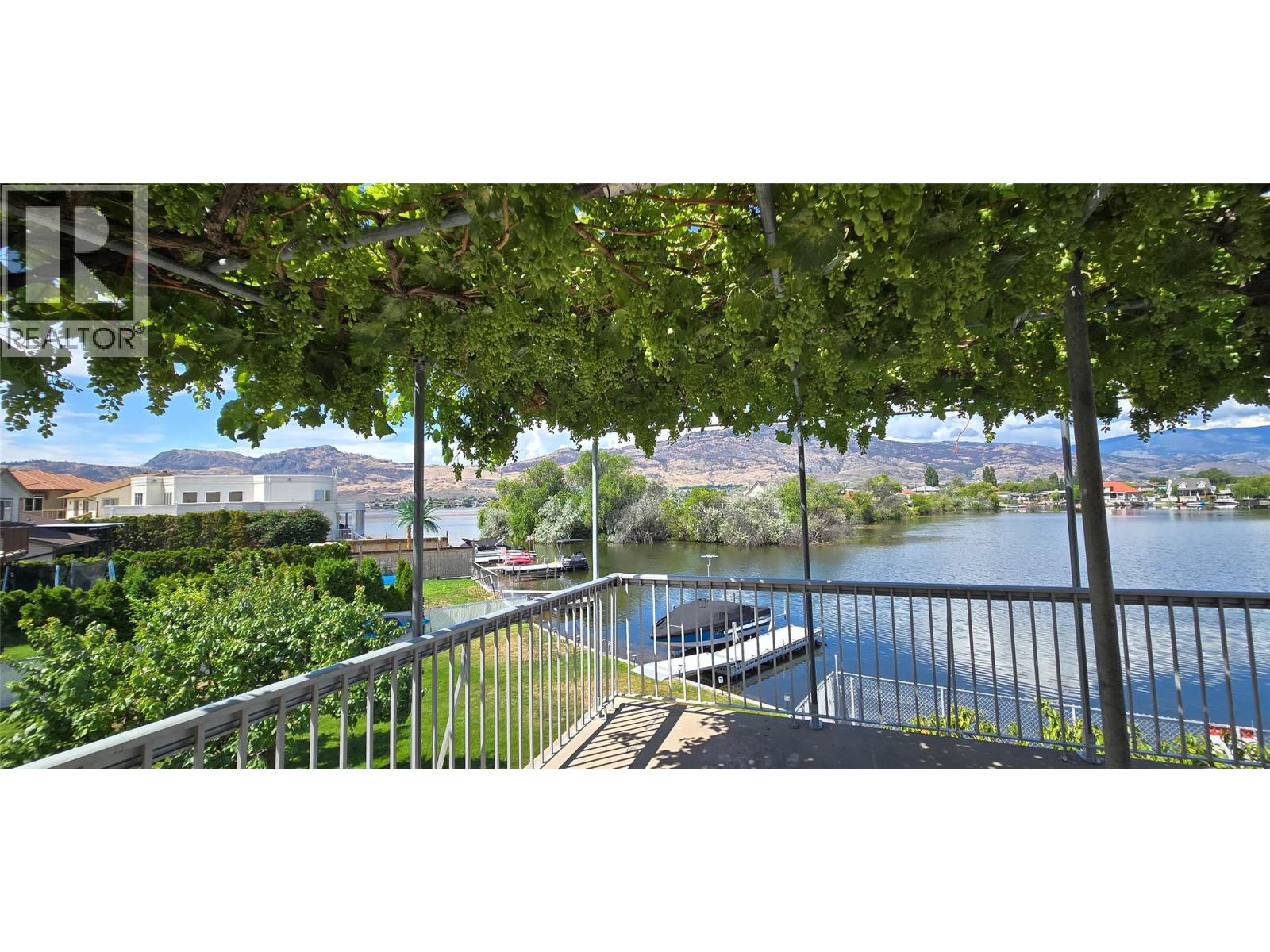 26 Bayview Crescent Property Photo 1