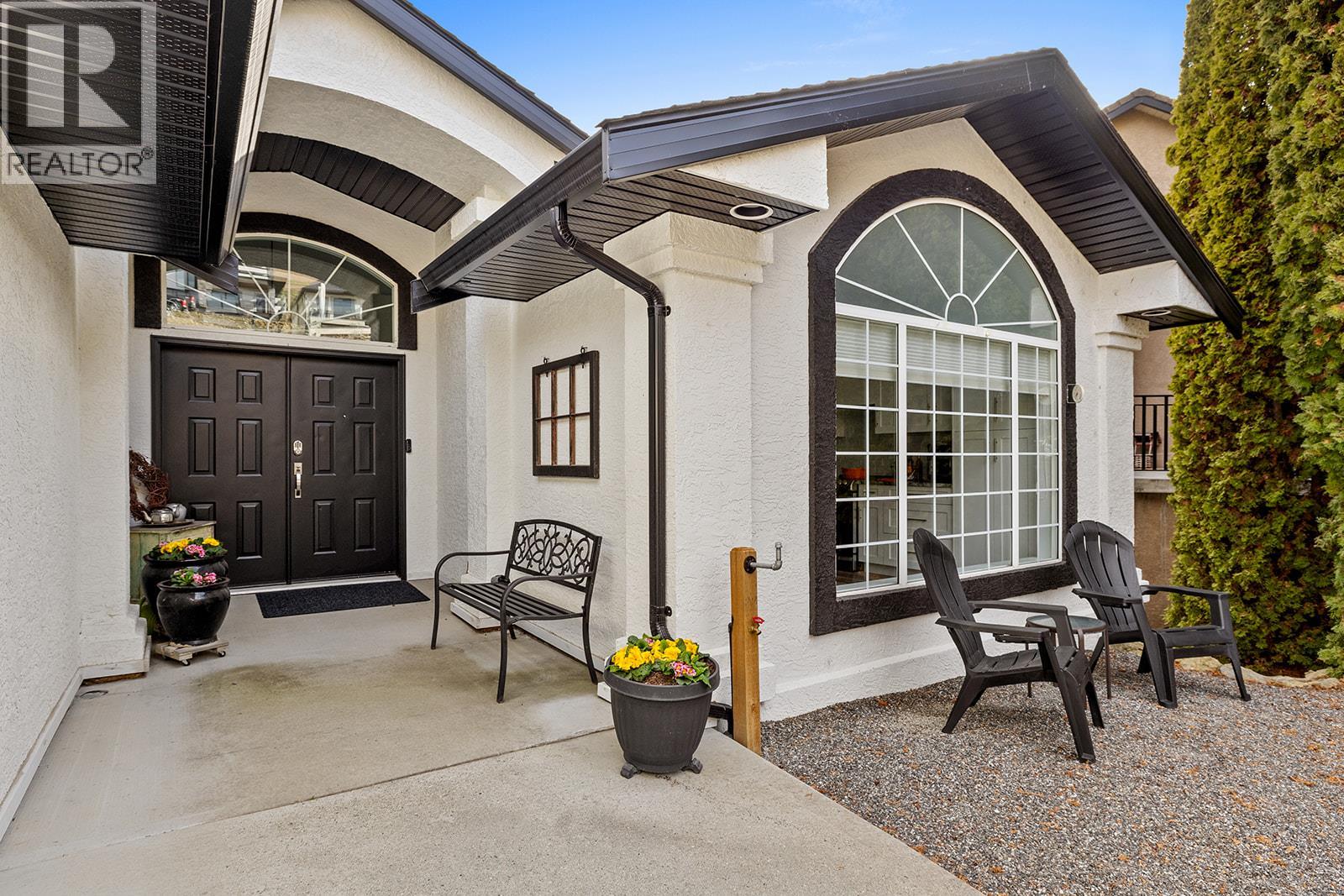 1405 Menu Road Property Photo 9