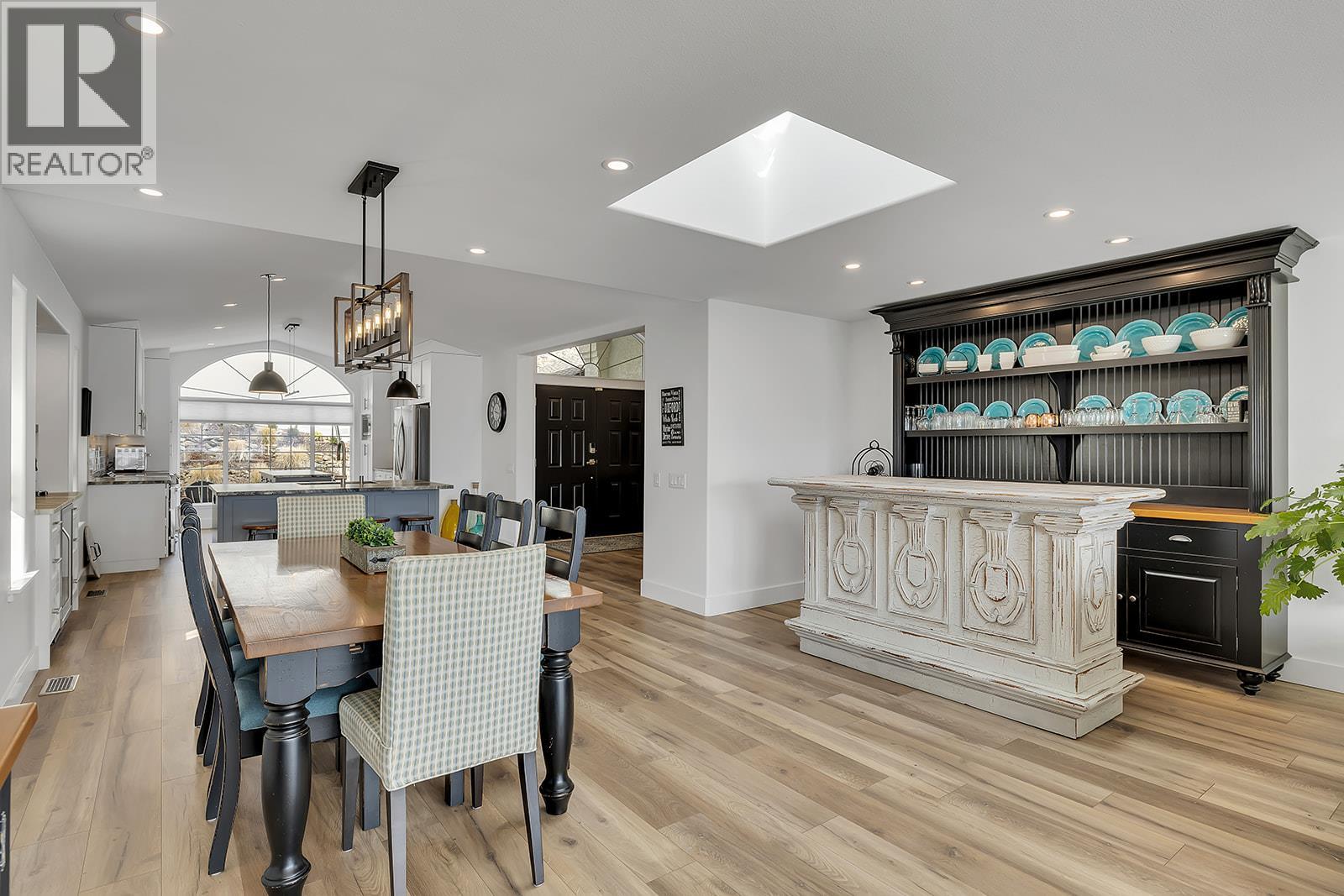 1405 Menu Road Property Photo 17