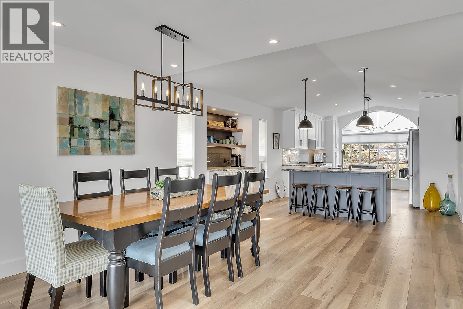 1405 Menu Road Property Photo 18