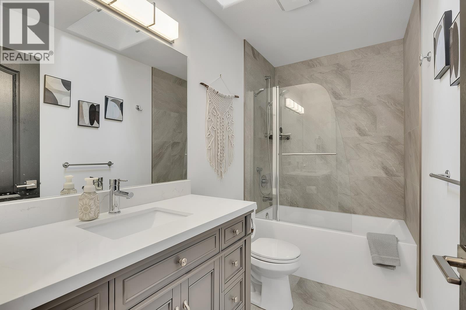 1405 Menu Road Property Photo 31