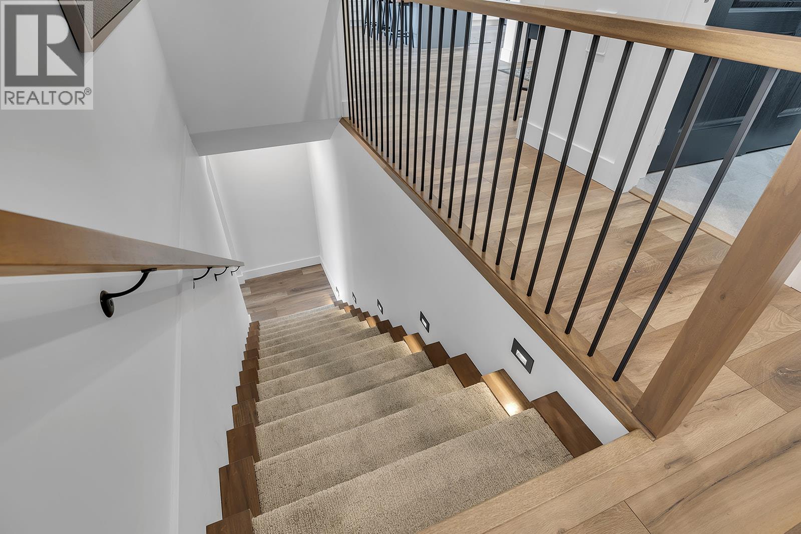 1405 Menu Road Property Photo 33