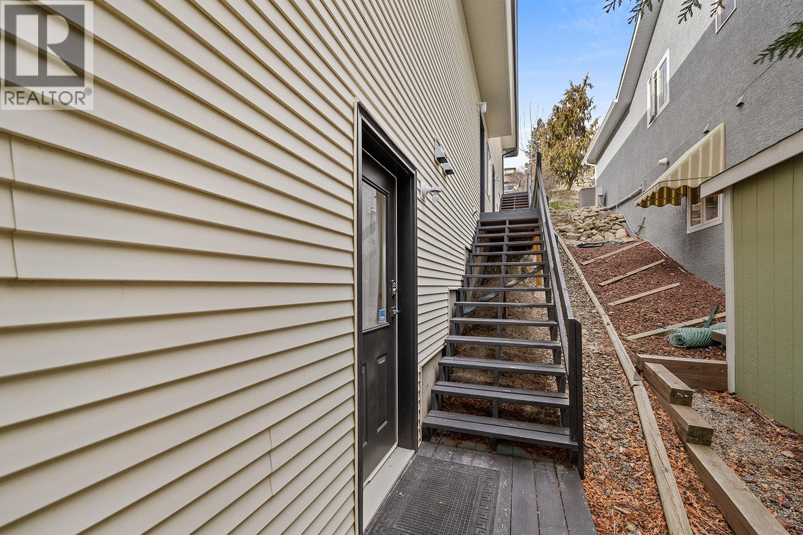 1405 Menu Road Property Photo 45