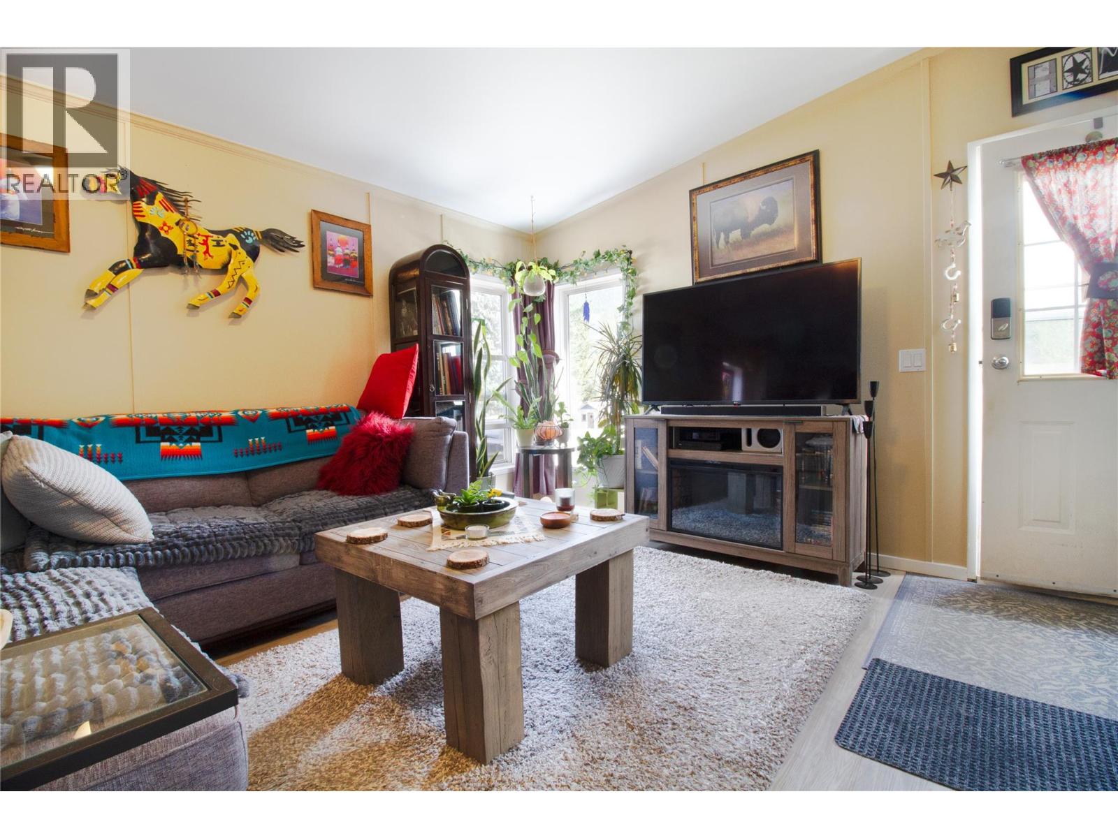 39 Johnson Way Property Photo 10