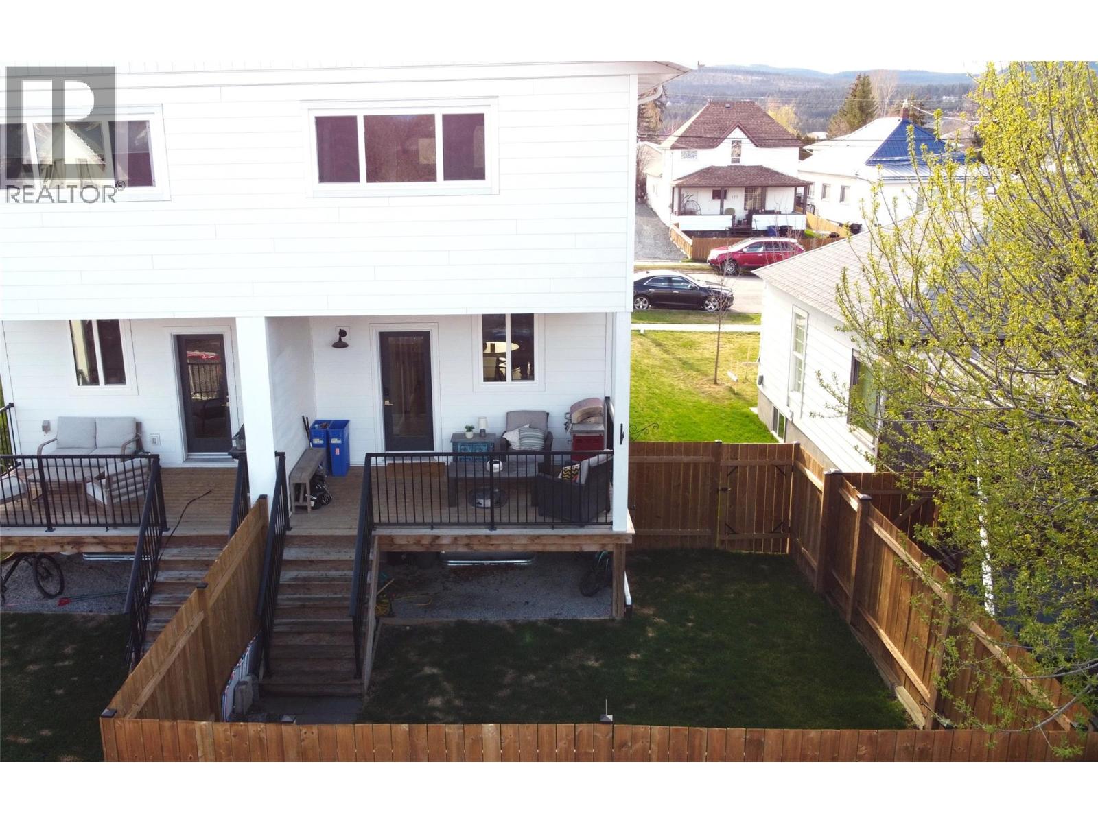 126 13th Avenue S Unit# A & C Property Photo 4