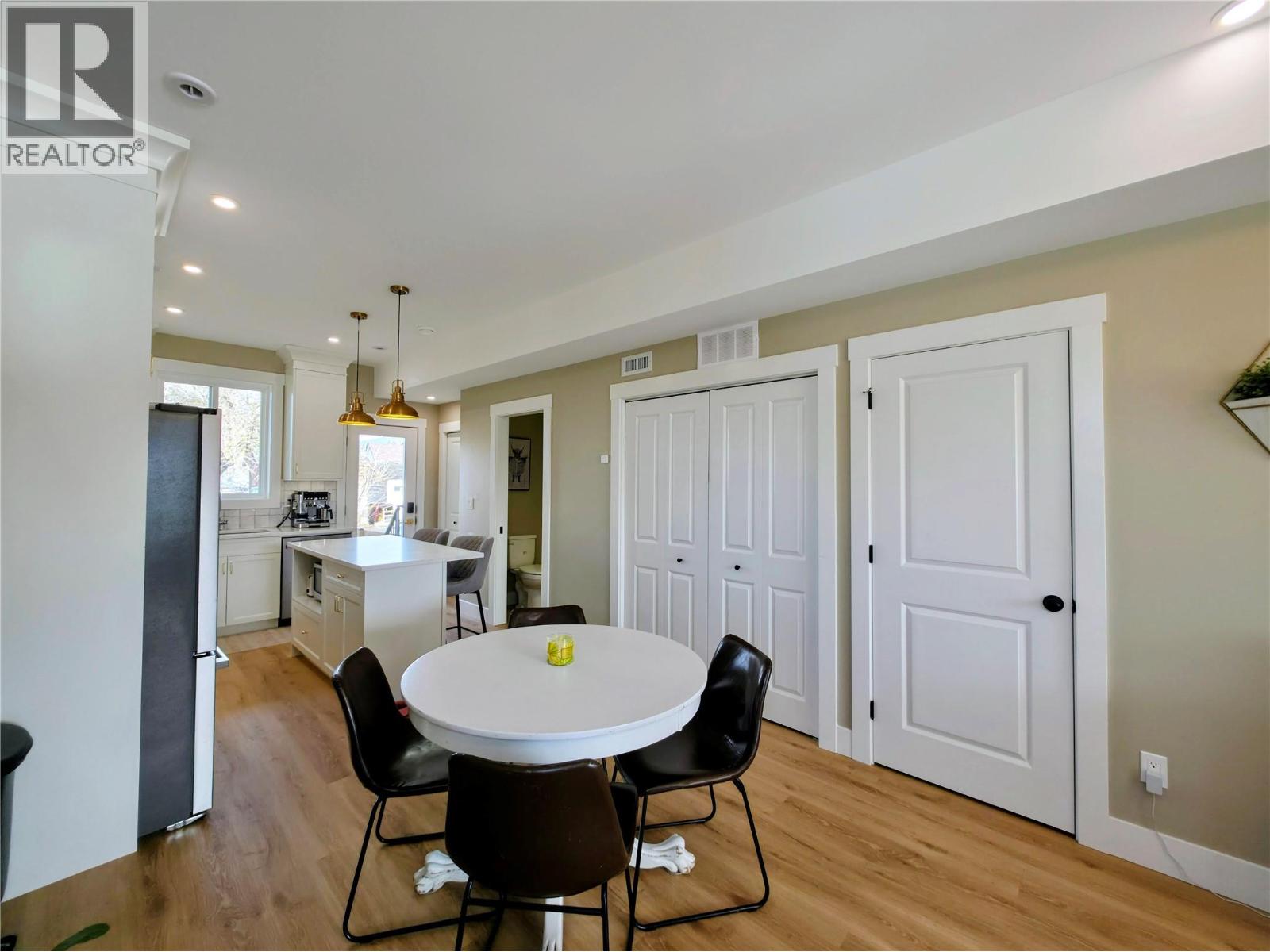 126 13th Avenue S Unit# A & C Property Photo 6
