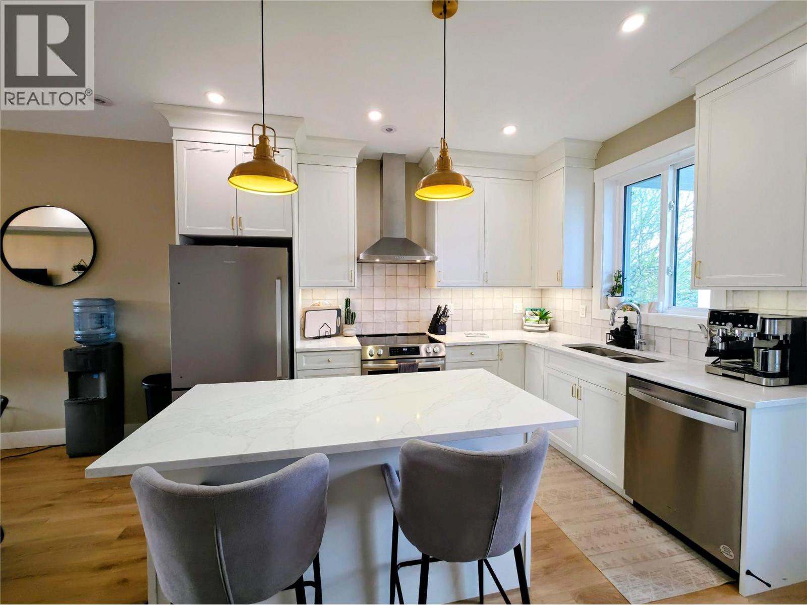 126 13th Avenue S Unit# A & C Property Photo 8