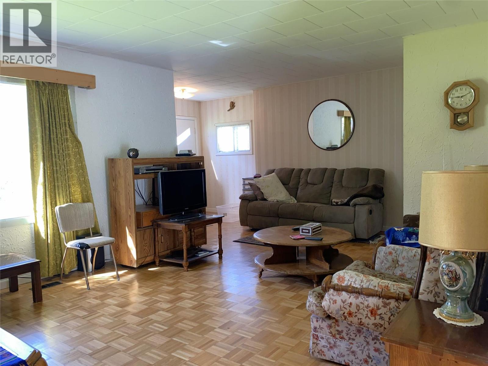 555 Carson Road Property Photo 8