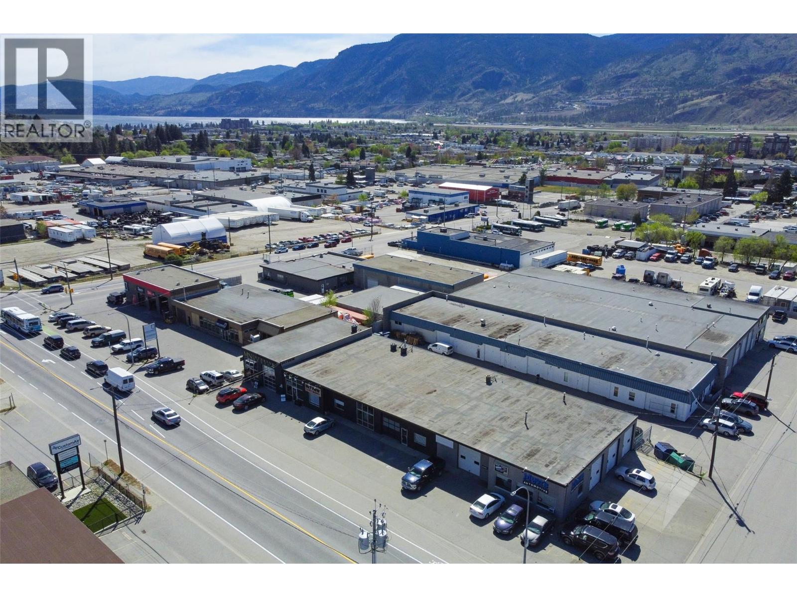 2025 Government Street Property Photo 17