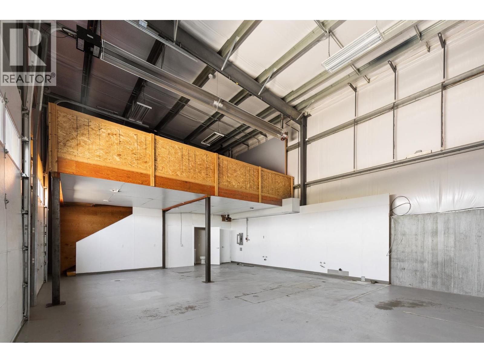 #301 - 3384 Carrington Road Property Photo 10