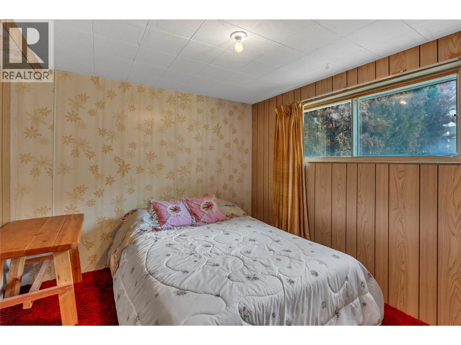 1049 Government Street Property Photo 15