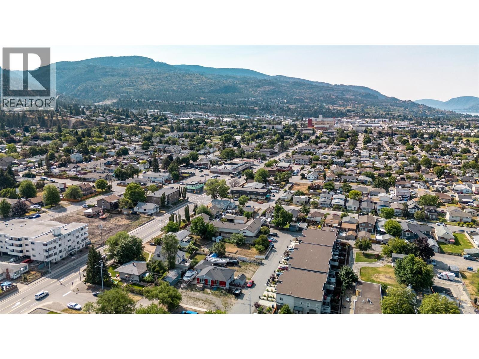 1049 Government Street Property Photo 27
