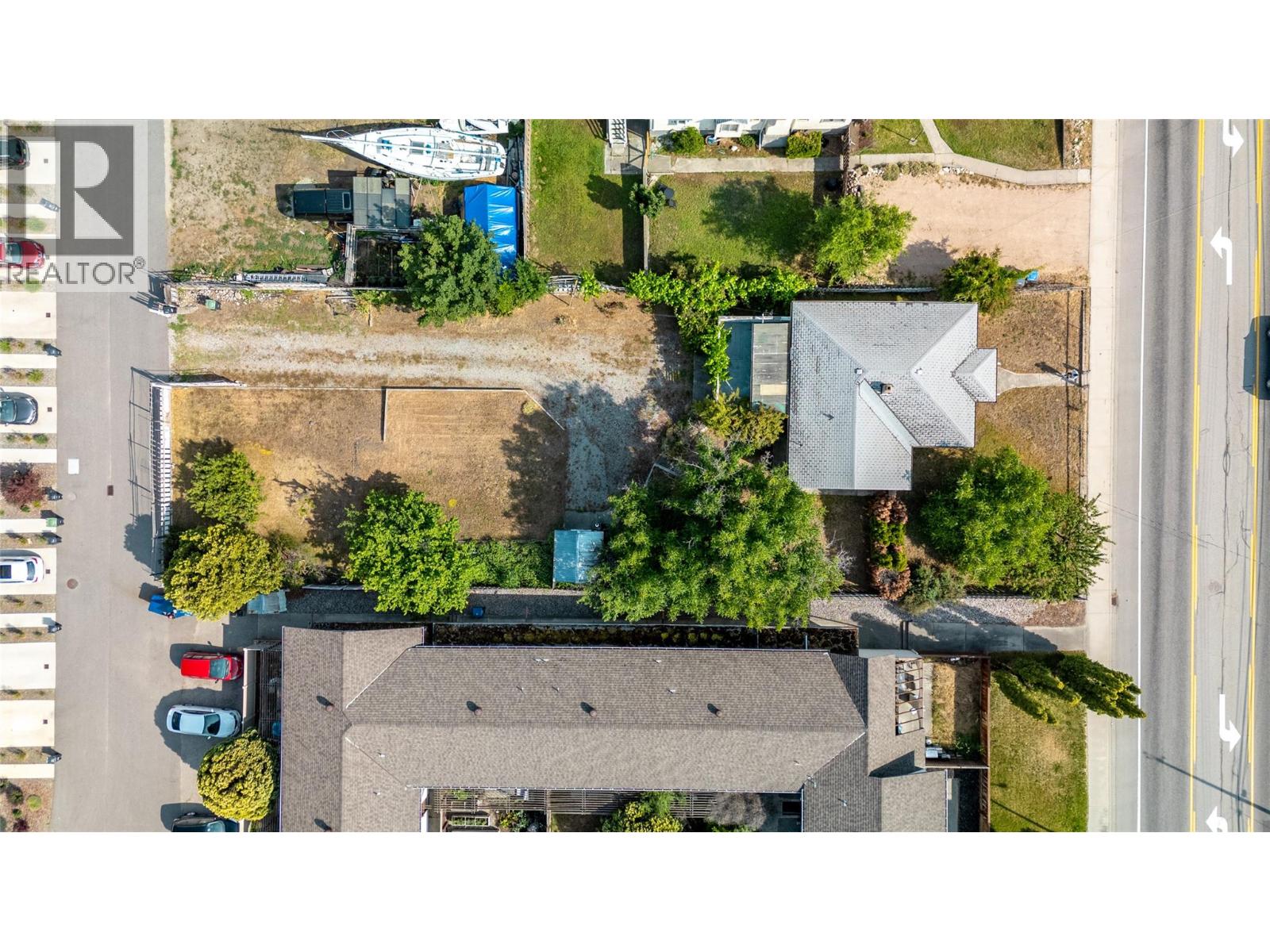 1049 Government Street Property Photo 29