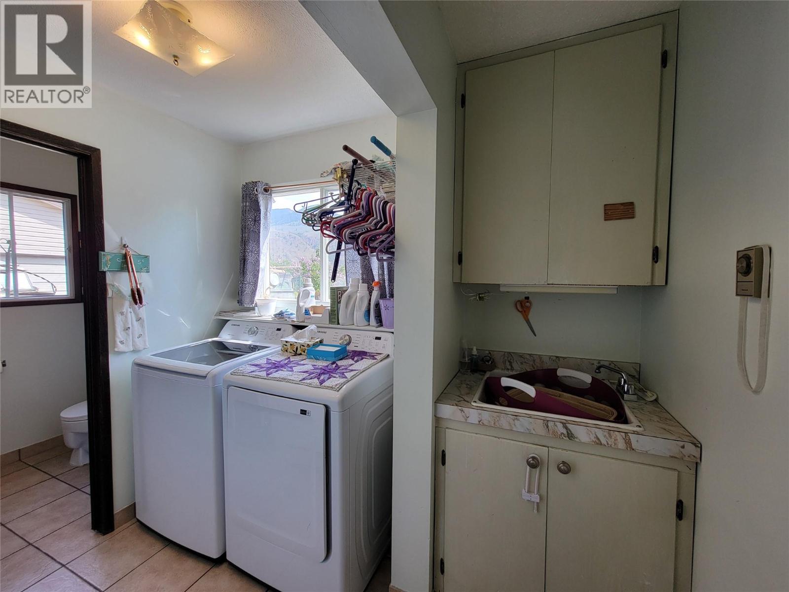 430 2nd Avenue Property Photo 9