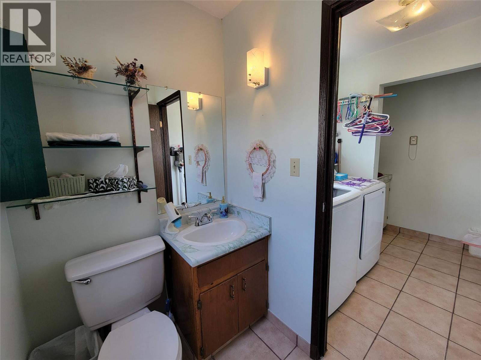 430 2nd Avenue Property Photo 10