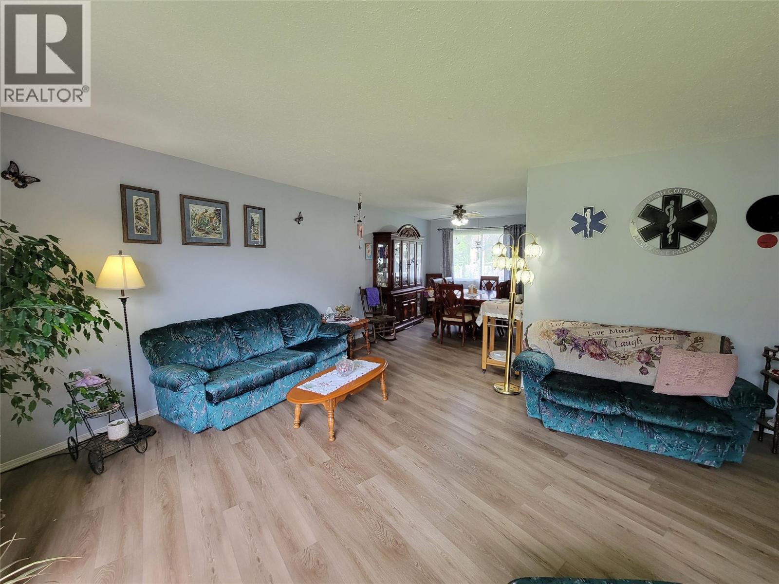 430 2nd Avenue Property Photo 27
