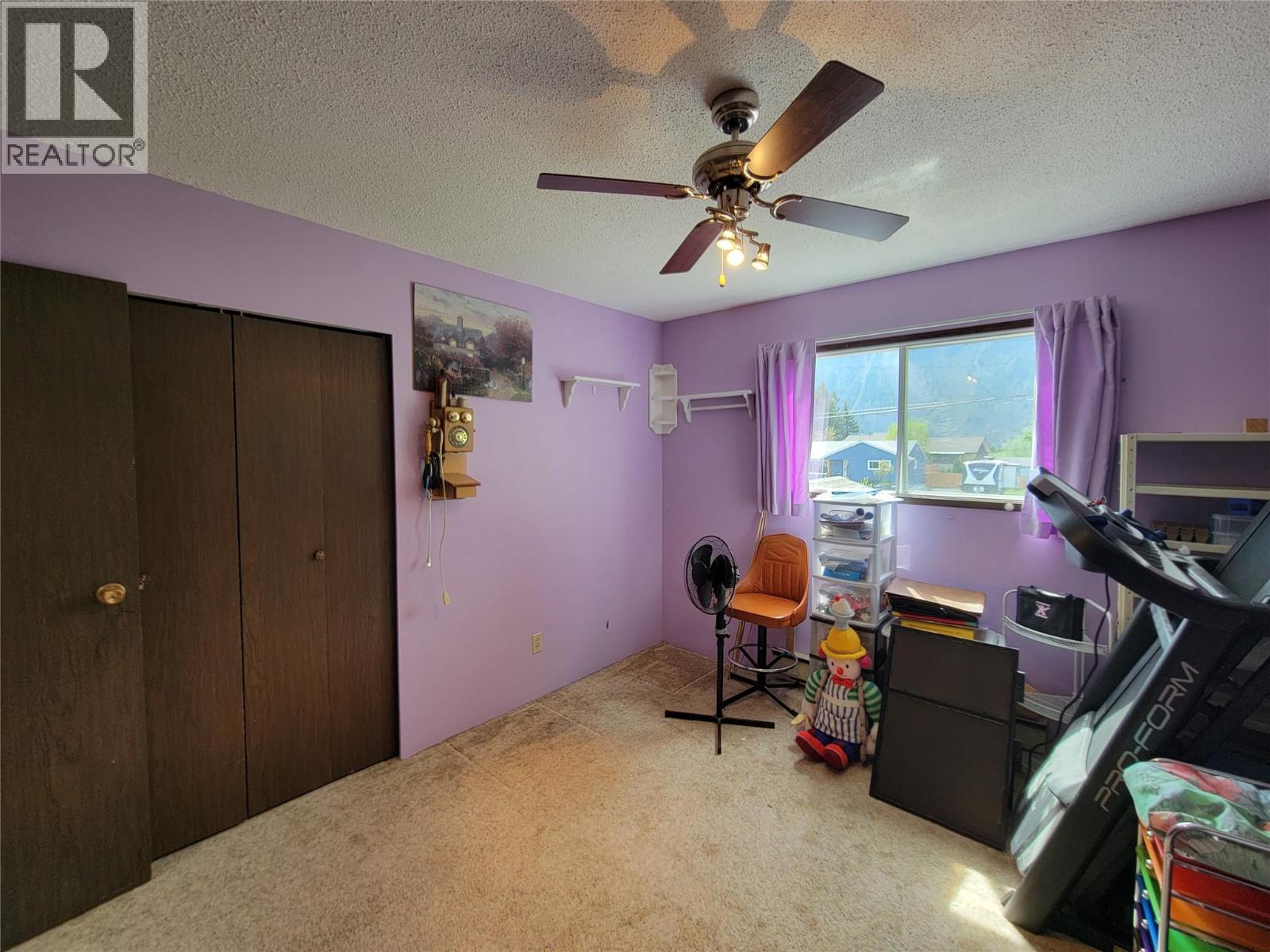 430 2nd Avenue Property Photo 32