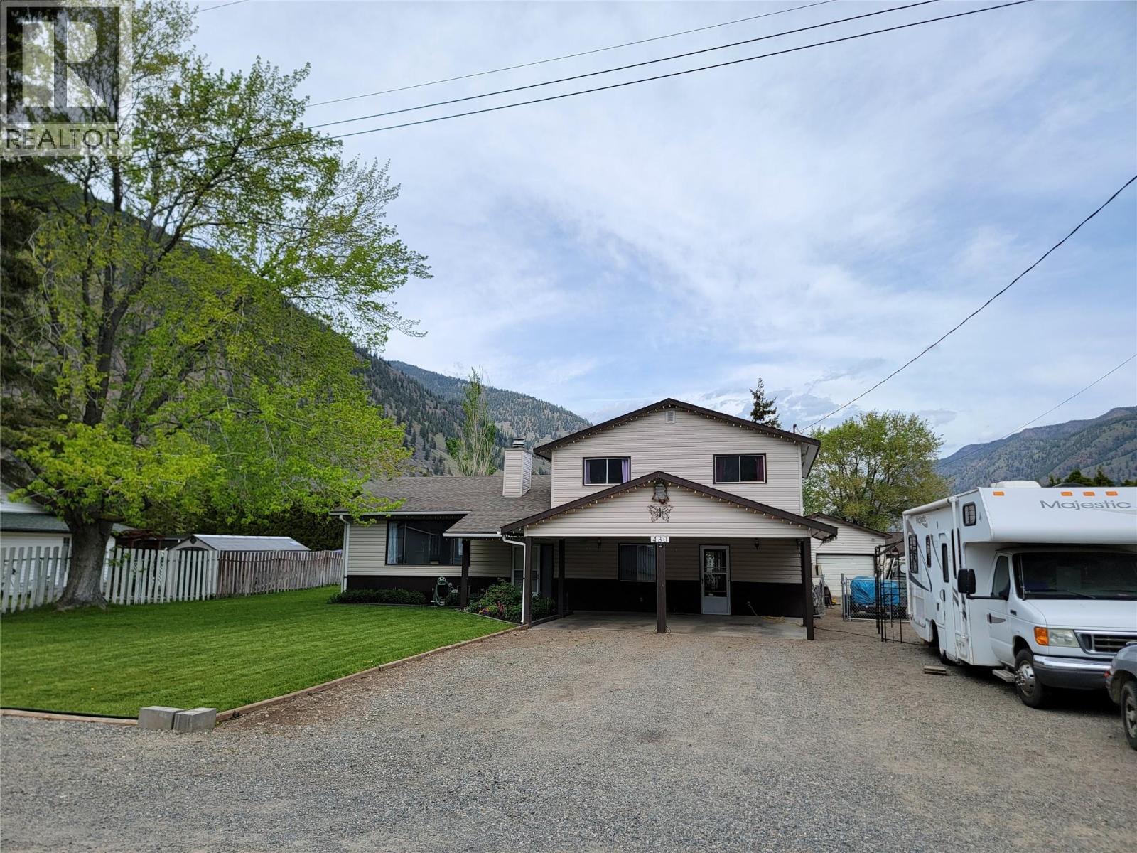430 2nd Avenue Property Photo 43