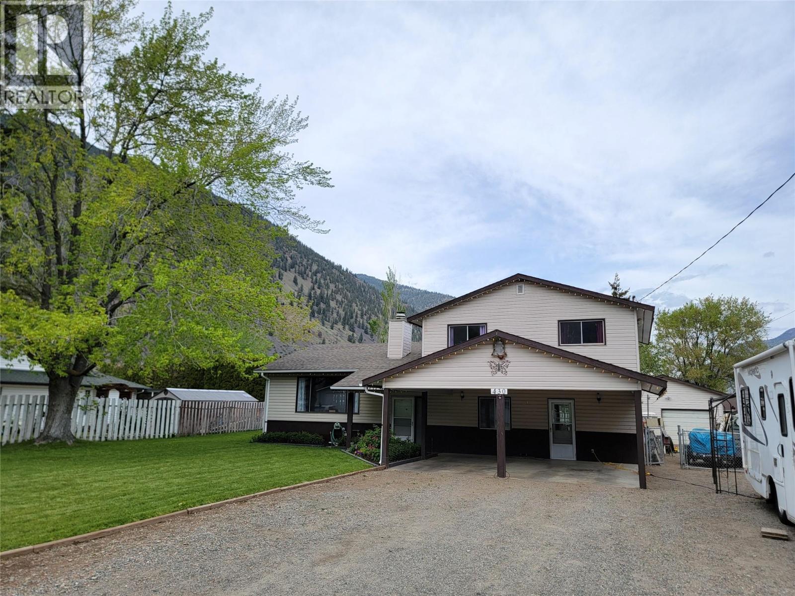430 2nd Avenue Property Photo 44