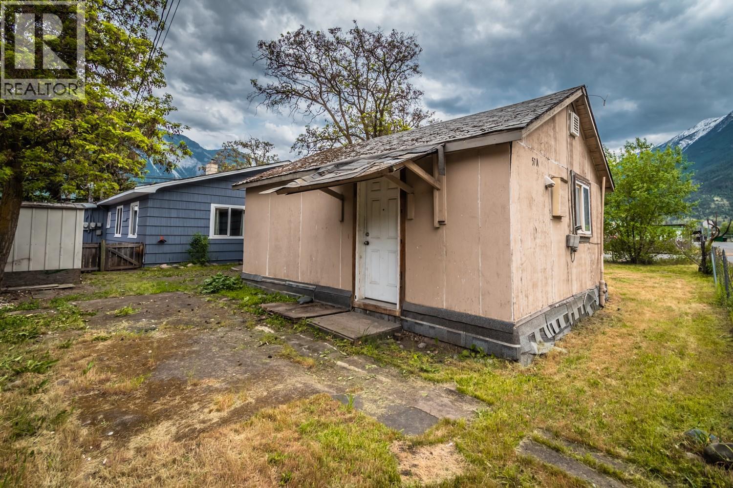57 12th Avenue Property Photo 47