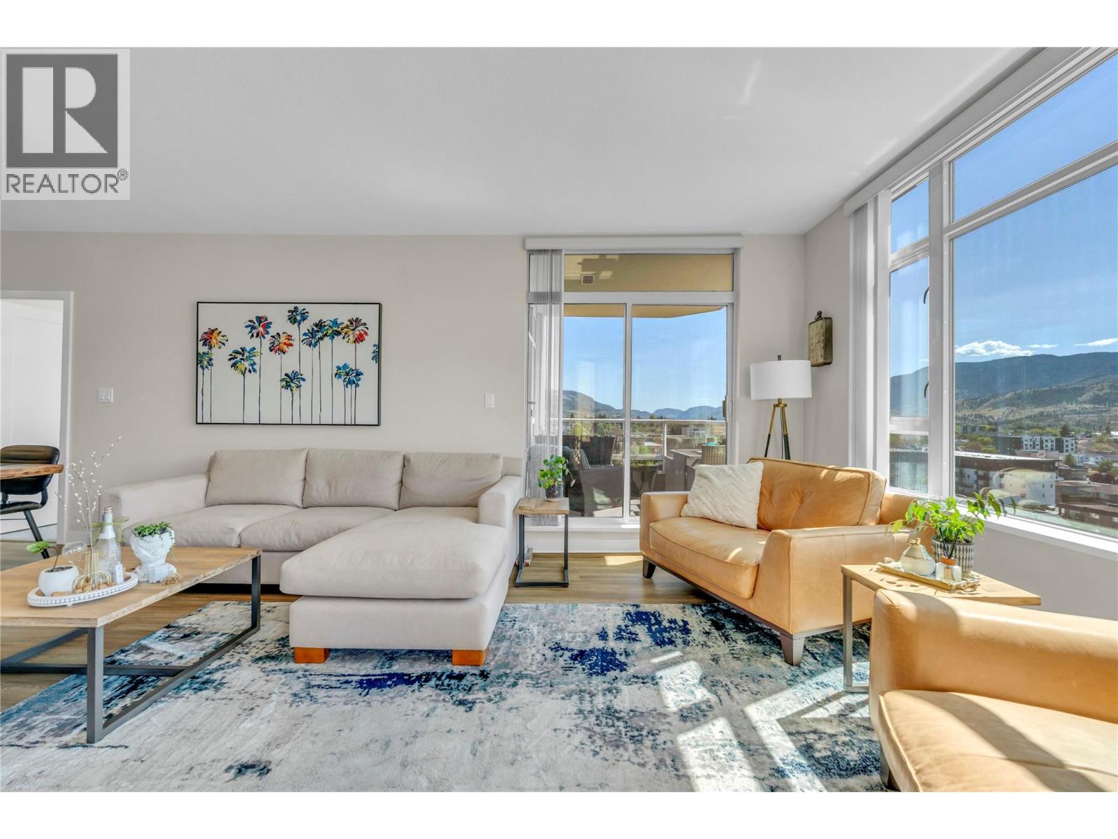 160 Lakeshore Drive Unit# 1006 Property Photo 10