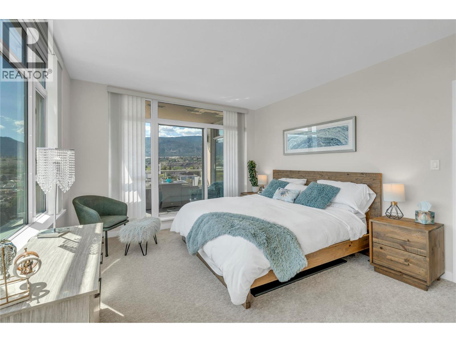 160 Lakeshore Drive Unit# 1006 Property Photo 16