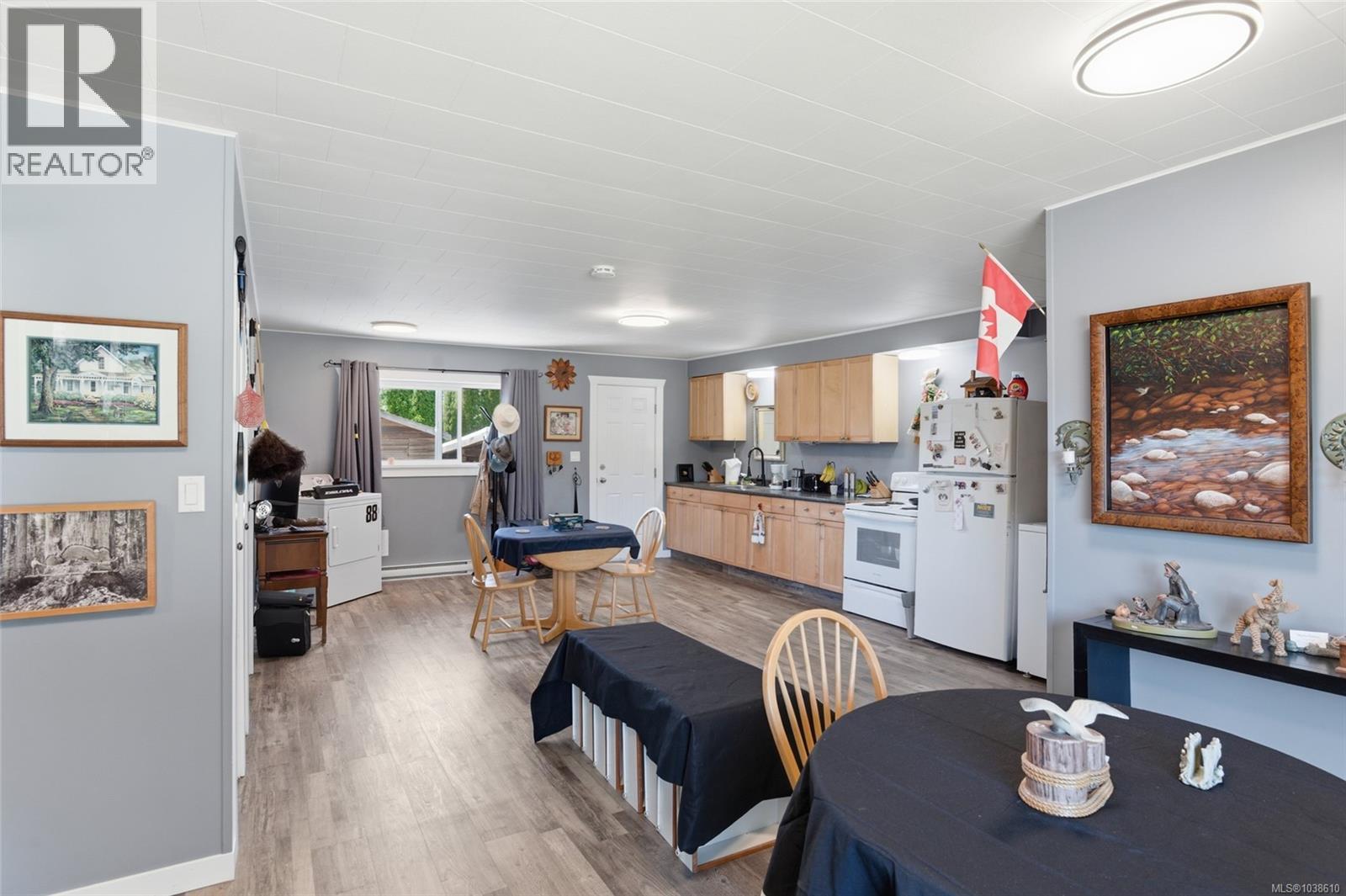 5148 Mary St Property Photo 10