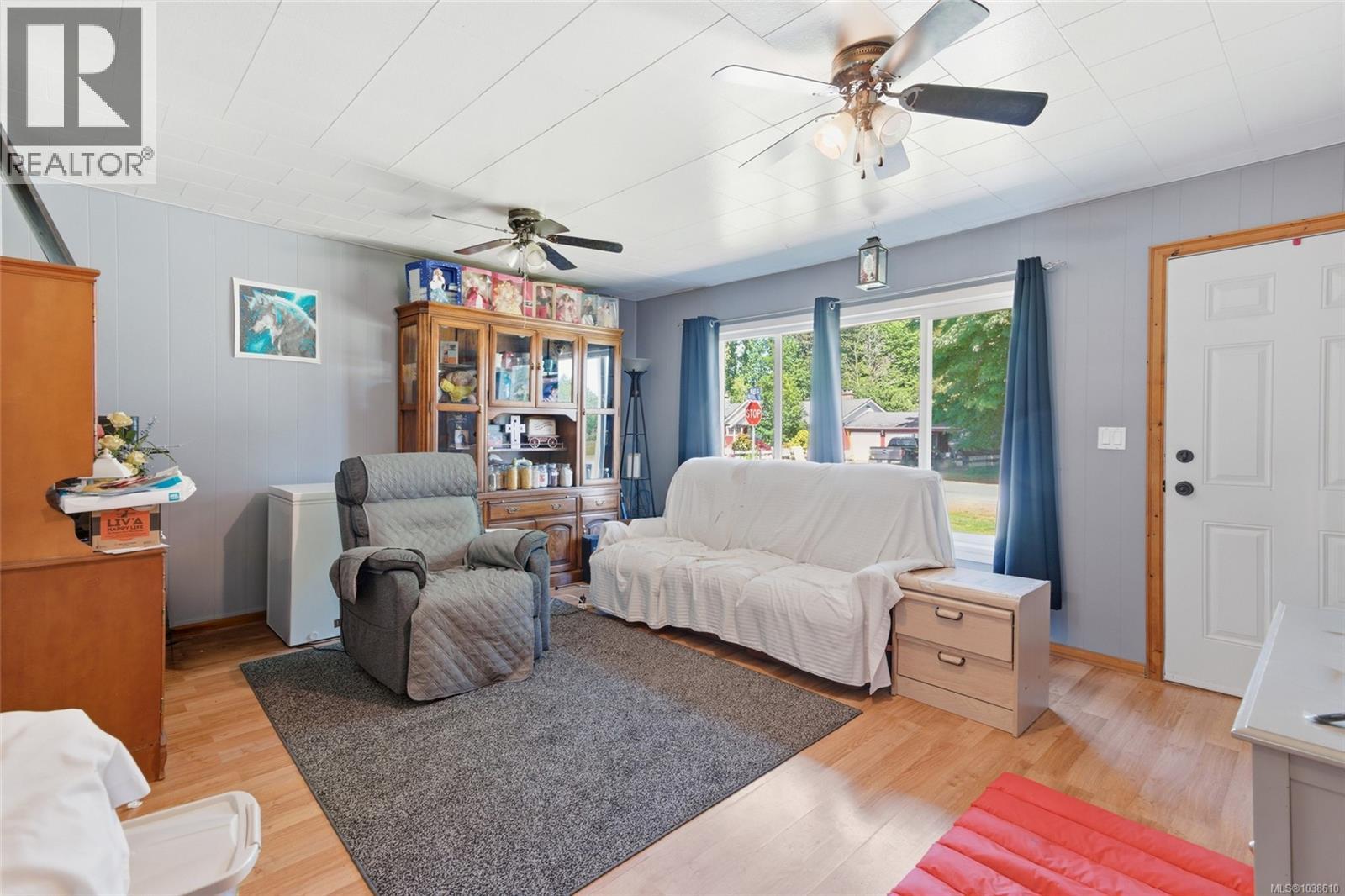 5148 Mary St Property Photo 15