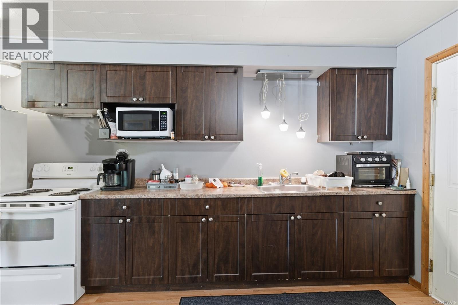 5148 Mary St Property Photo 17