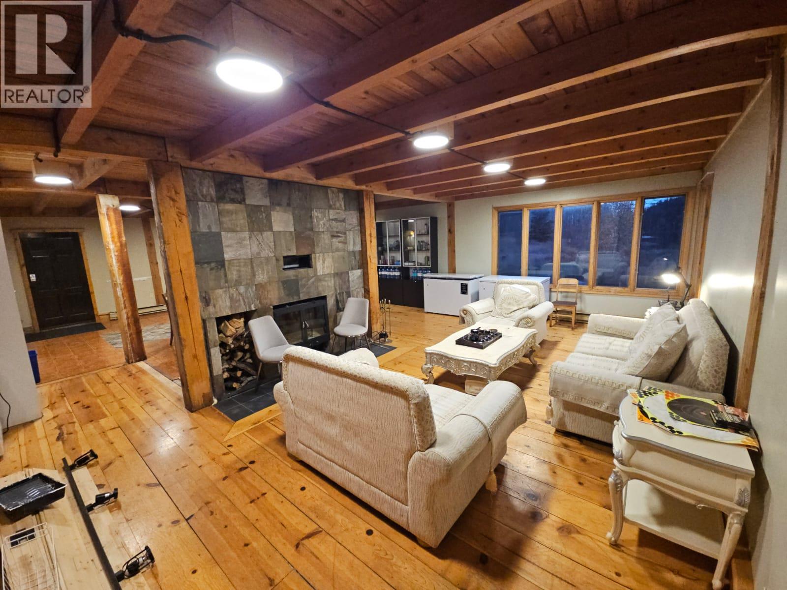 2601 Calliou Road Property Photo 4