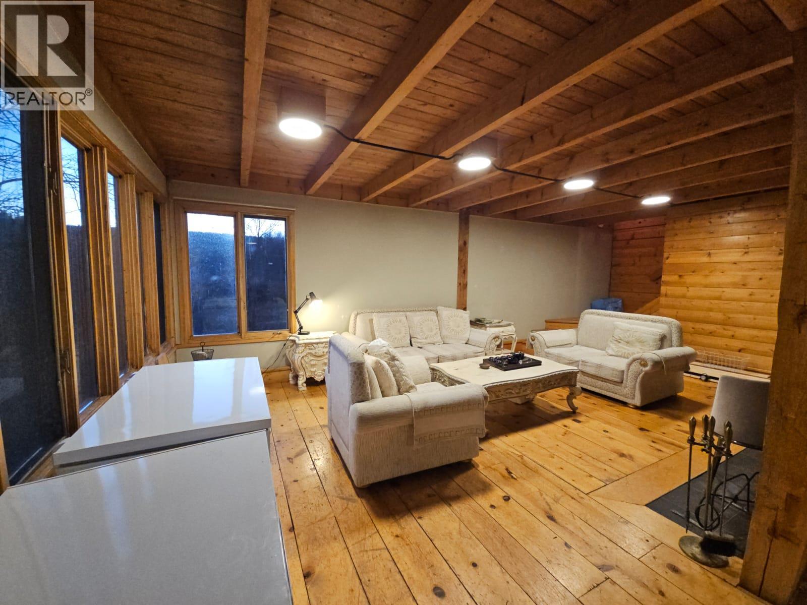 2601 Calliou Road Property Photo 5