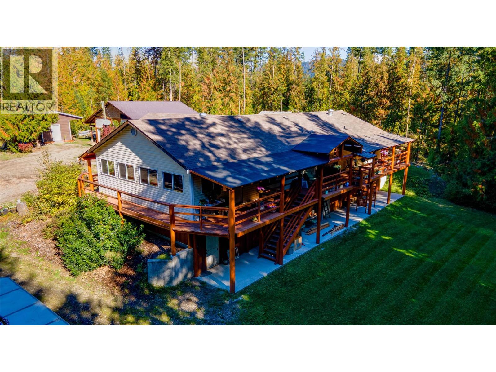 2681 Trans Canada Hwy. Property Photo 1