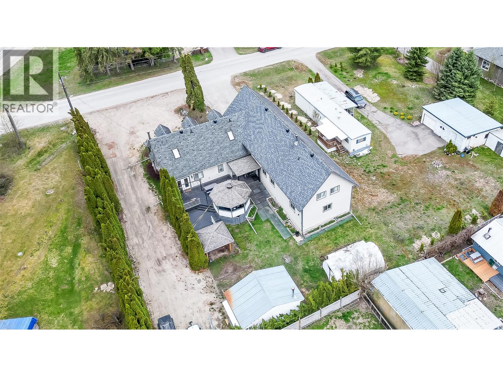 401 Gillis Avenue Property Photo 1