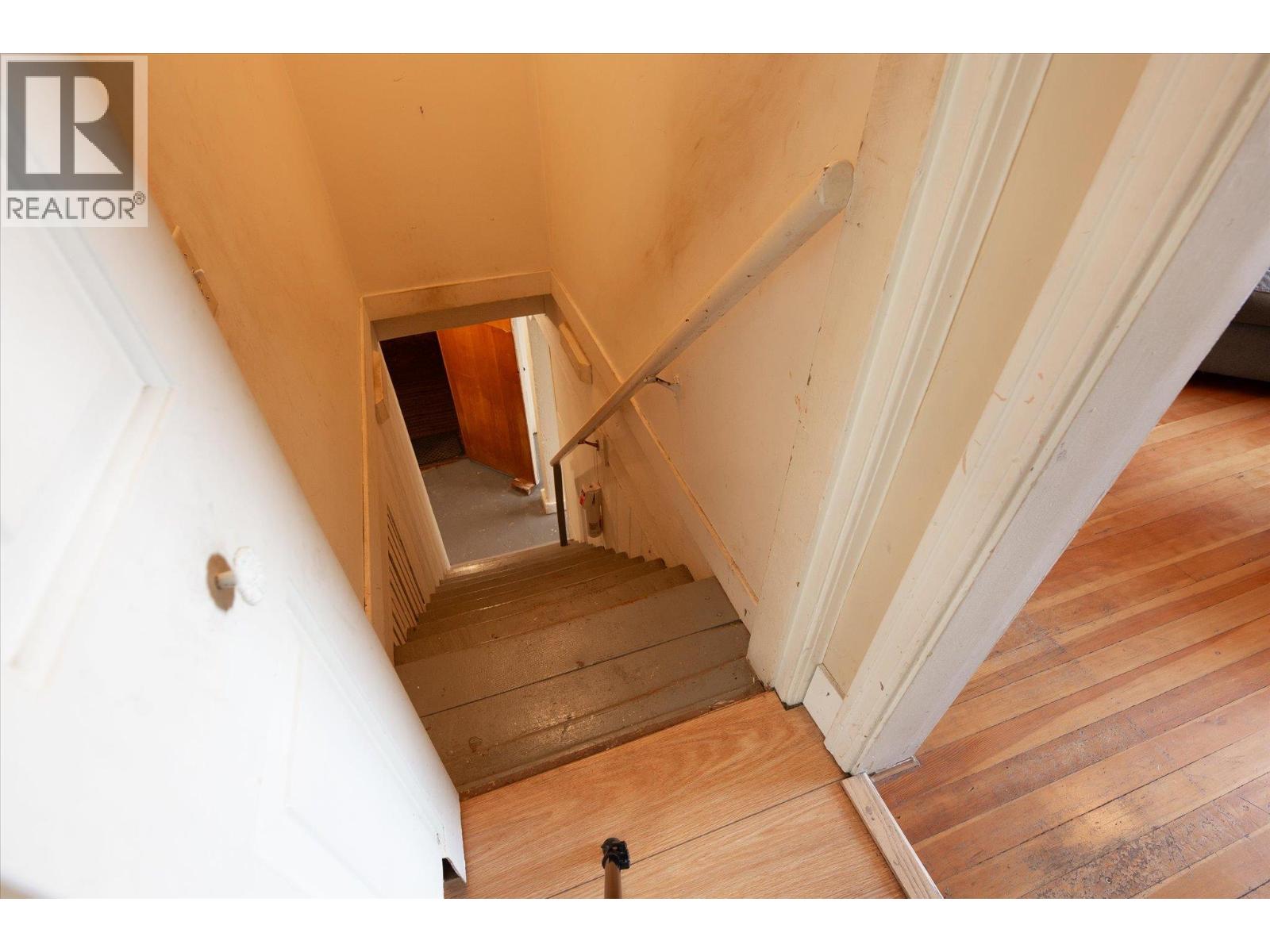 6488 Renfrew Road Property Photo 15