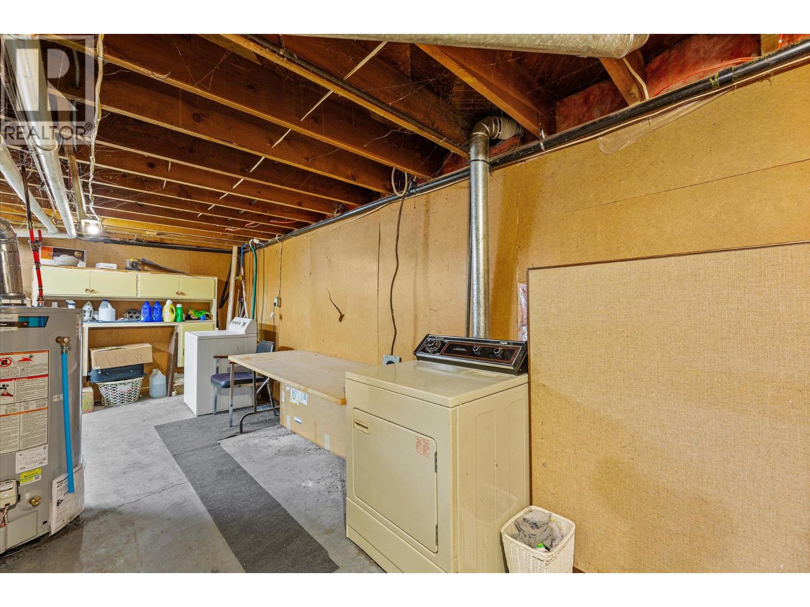 6488 Renfrew Road Property Photo 19