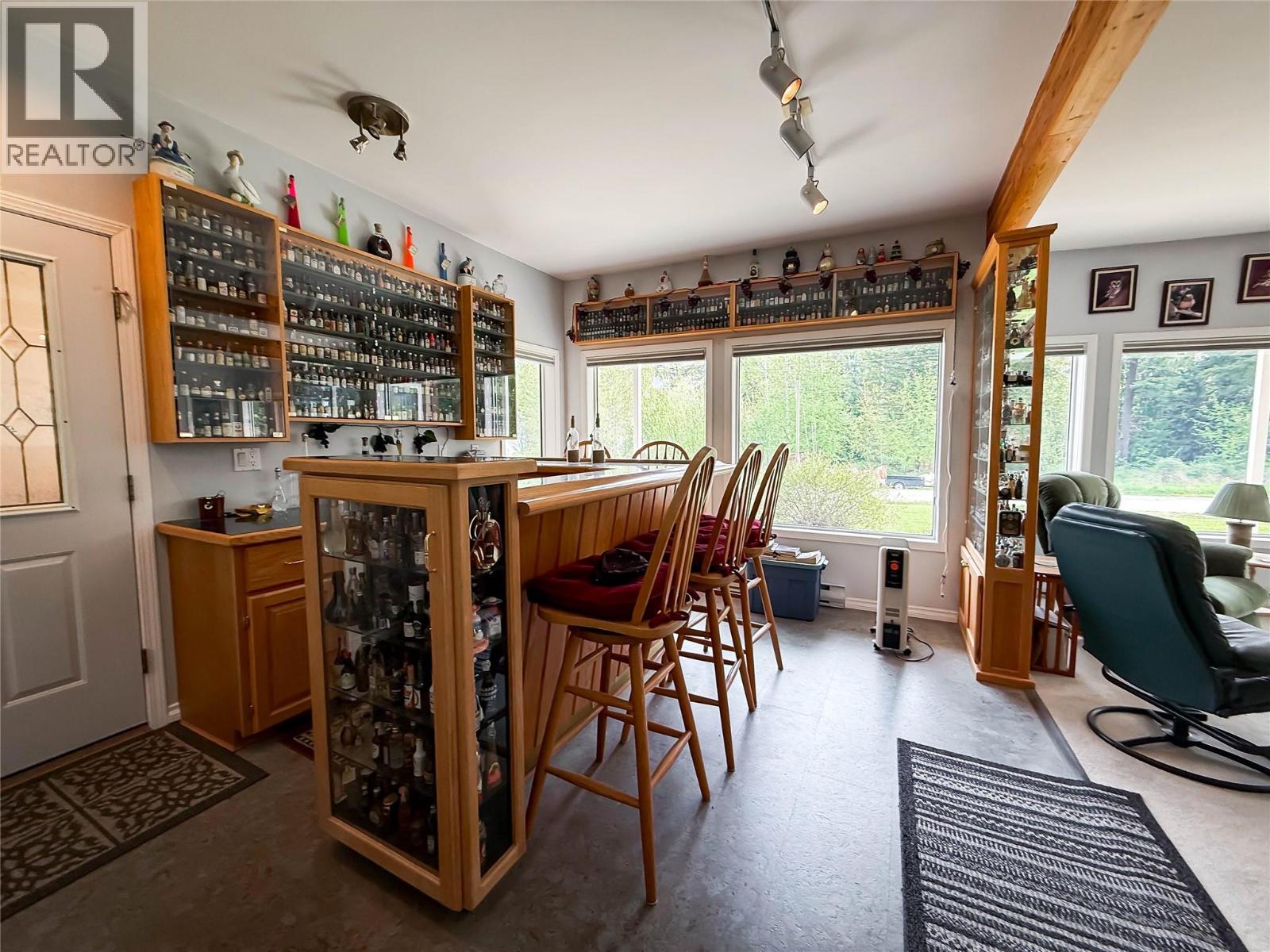 309 Kootenay Street Property Photo 11