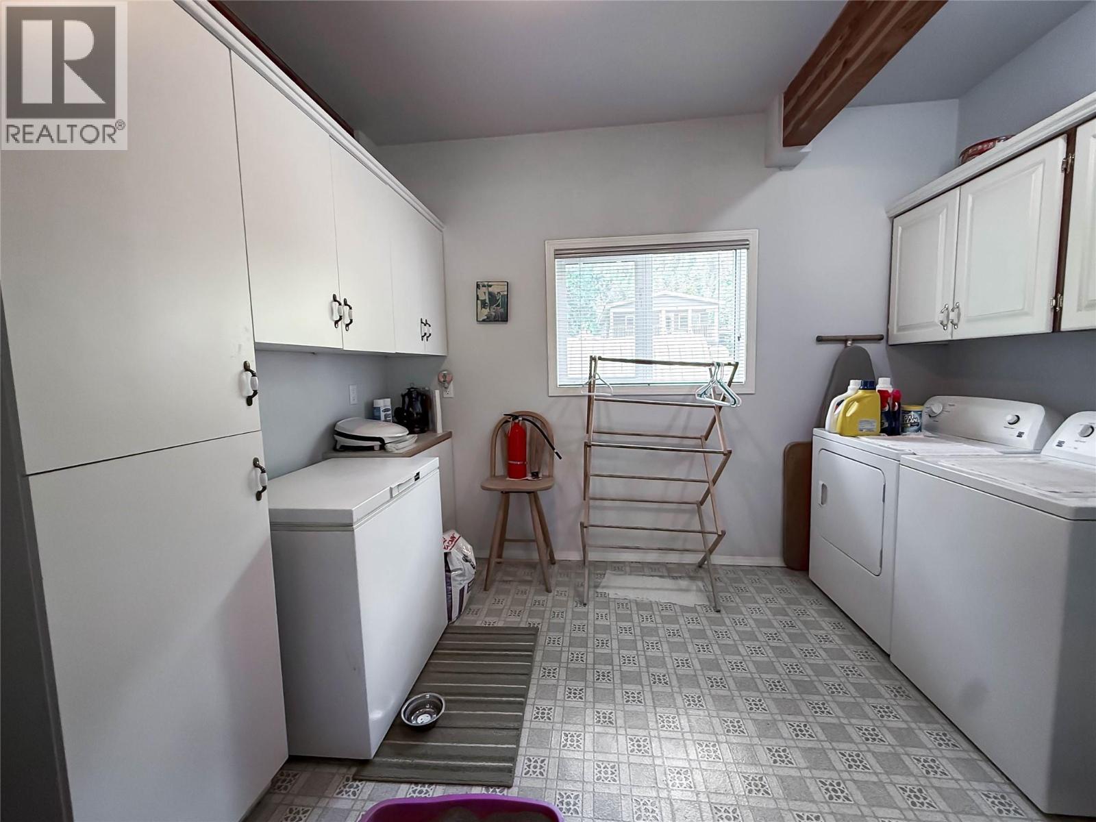 309 Kootenay Street Property Photo 20