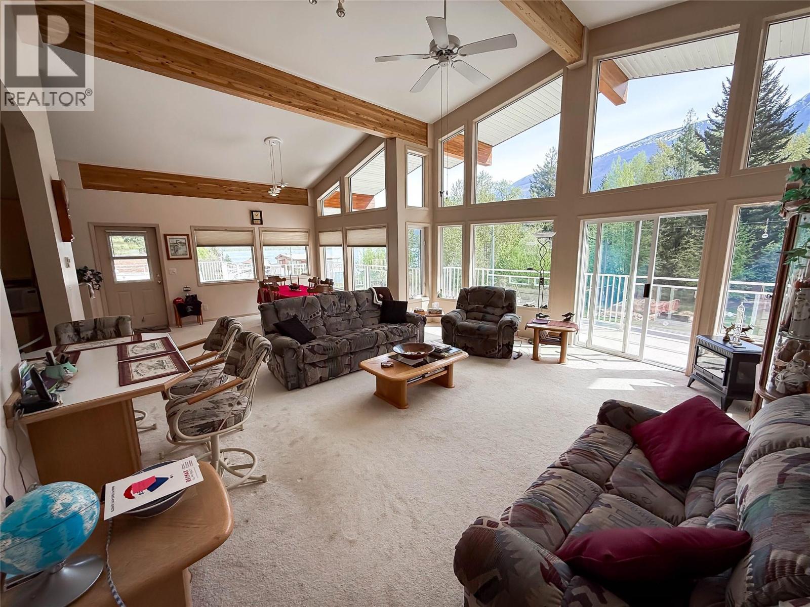 309 Kootenay Street Property Photo 27