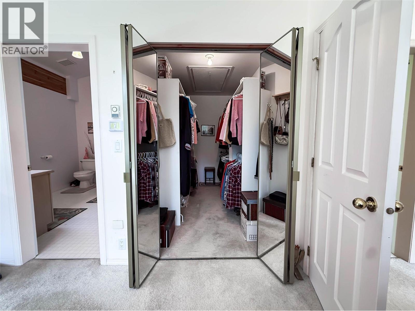 309 Kootenay Street Property Photo 38