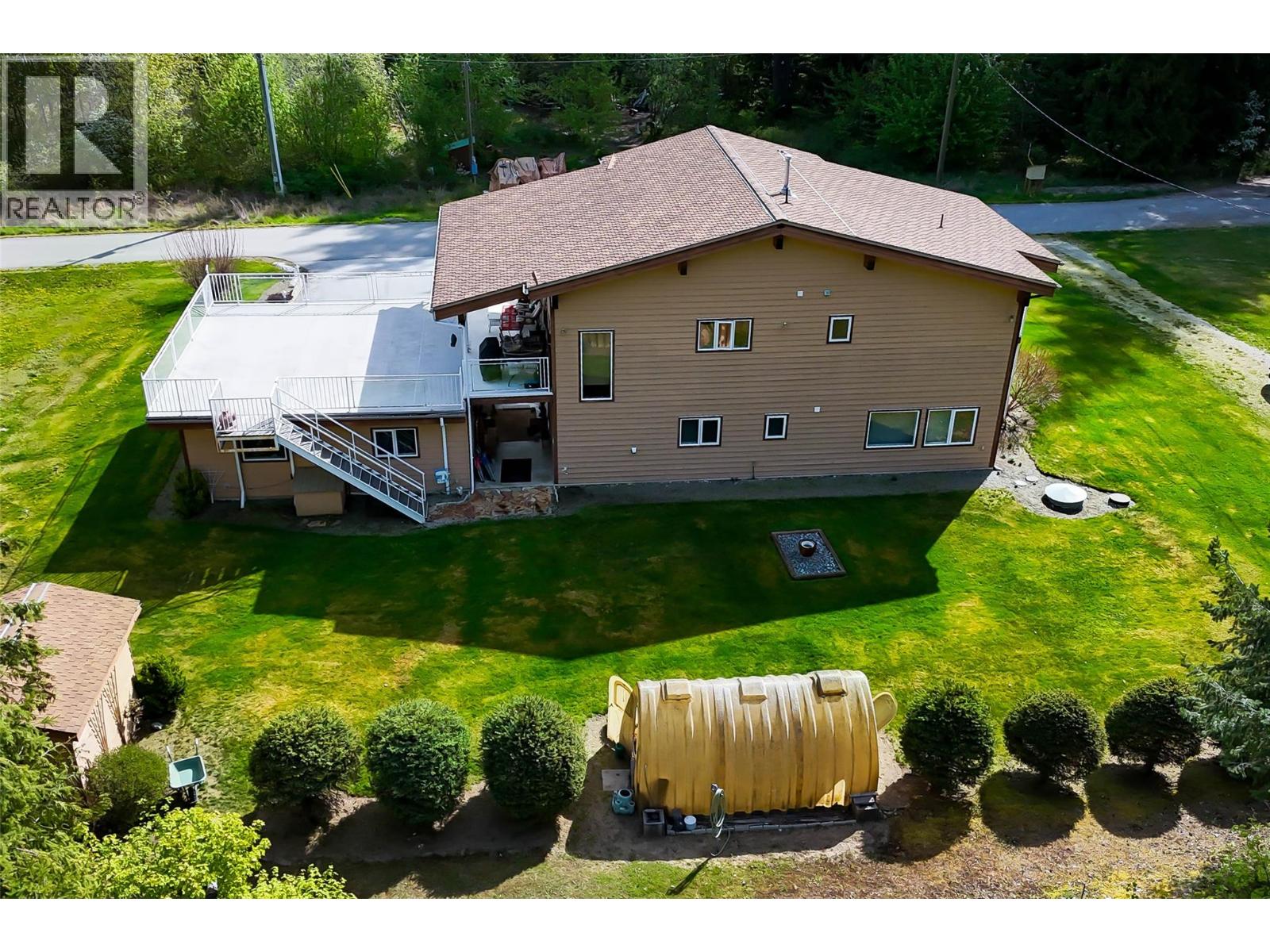309 Kootenay Street Property Photo 51