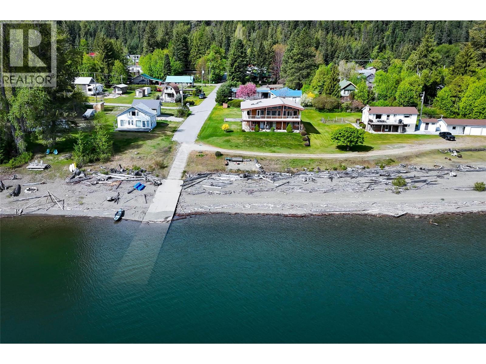 309 Kootenay Street Property Photo 55